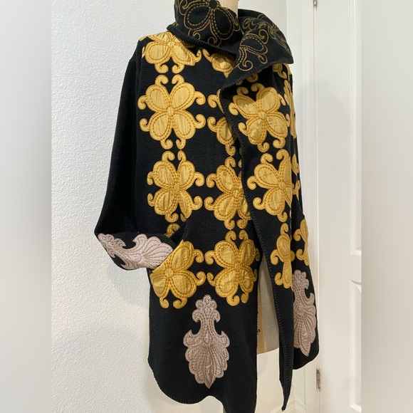 Johnny Was BIYA Gold Kaia Applique Embroidered Black Hoodie Open Cardigan - Picture 2 of 5